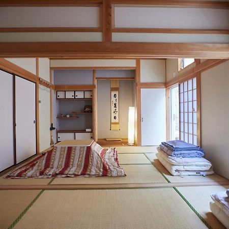 Bed and Breakfast Tsushima White House Esterno foto