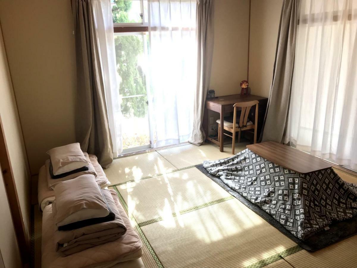 Bed and Breakfast Tsushima White House Esterno foto