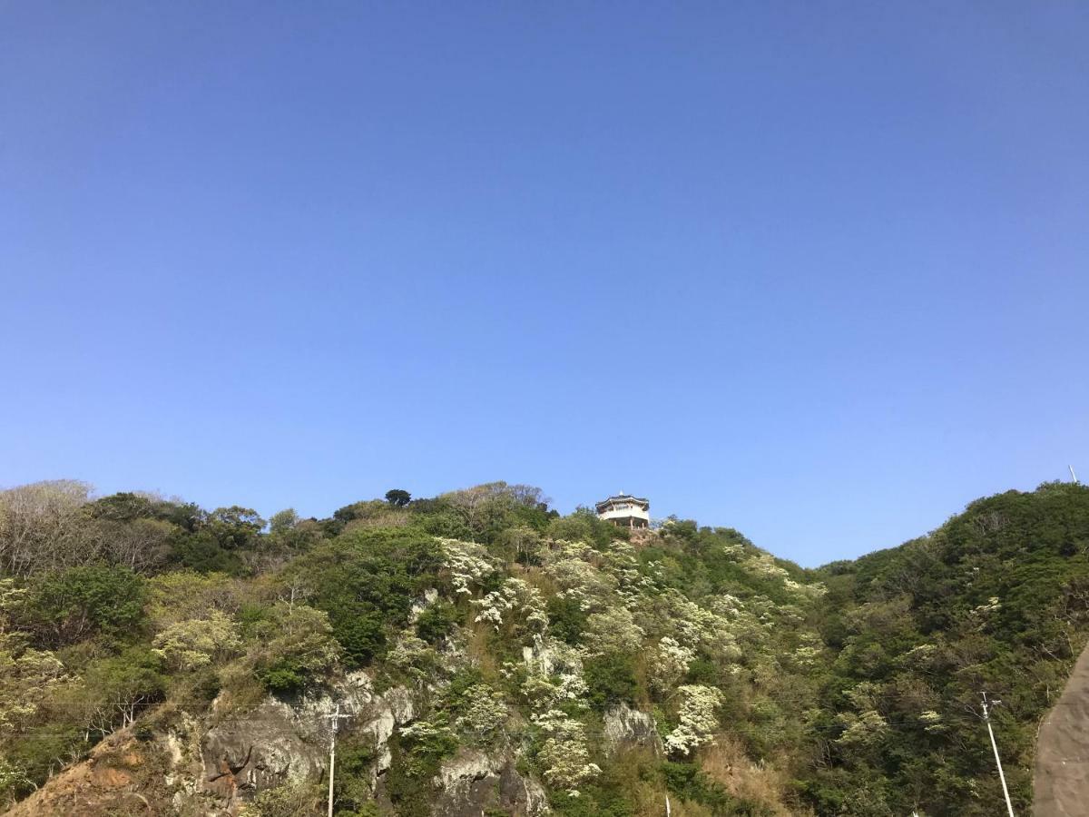 Bed and Breakfast Tsushima White House Esterno foto
